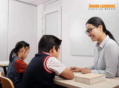 4 Tell-Tale Signs That Indicates Your Child Needs Tutoring